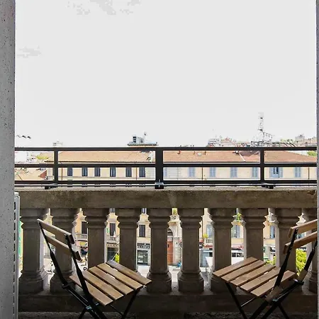 Lägenhet Luxury Penthouse - 5 Min To Duomo